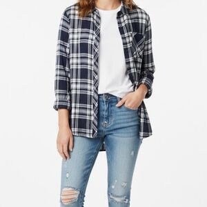 Workshop Republic Clothing Blue and White Notched Collar Button Down Shirt